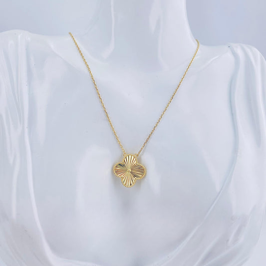 Real 18K Gold VCA-Inspired w/ Gold Pendant Necklace